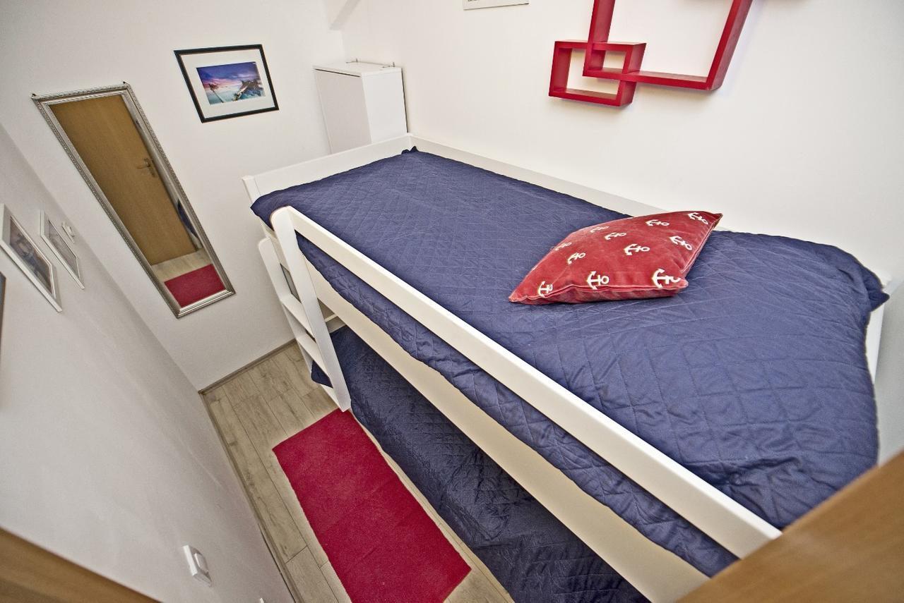 Holiday Home Listesi 1 Trogir Exteriör bild