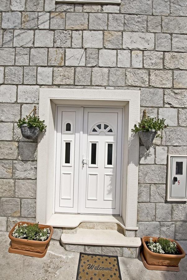 Holiday Home Listesi 1 Trogir Exteriör bild