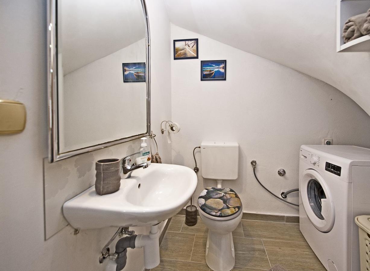 Holiday Home Listesi 1 Trogir Exteriör bild